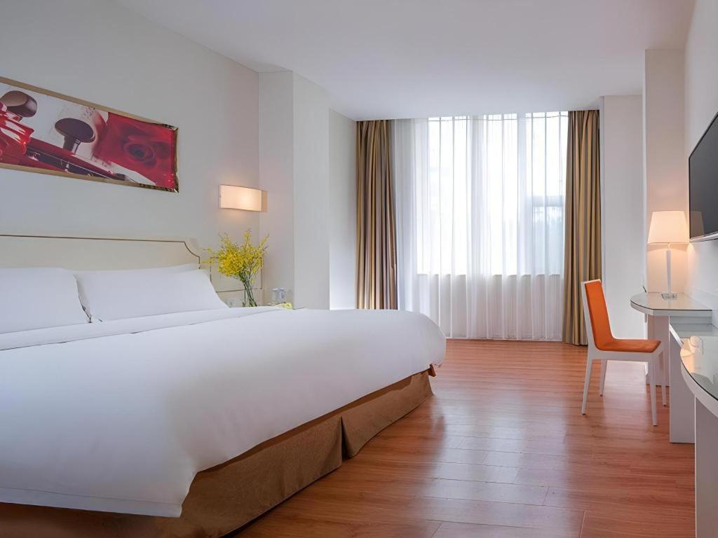 Vienna 3 Best Hotel Shenzhen Shazui Road Branch Buitenkant foto