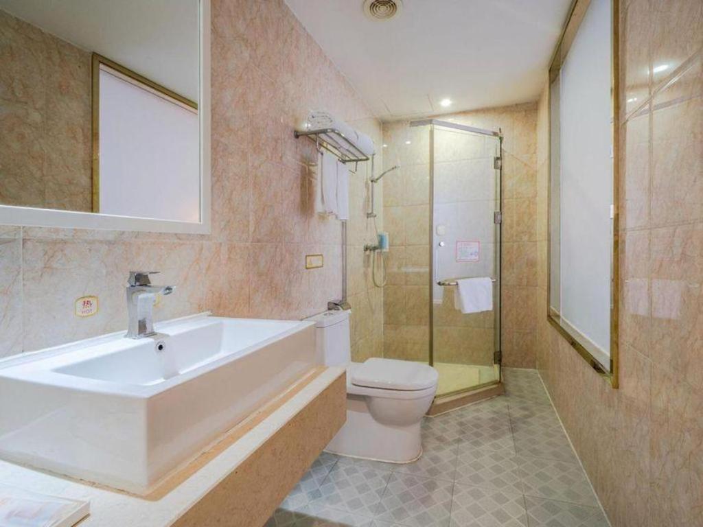 Vienna 3 Best Hotel Shenzhen Shazui Road Branch Buitenkant foto